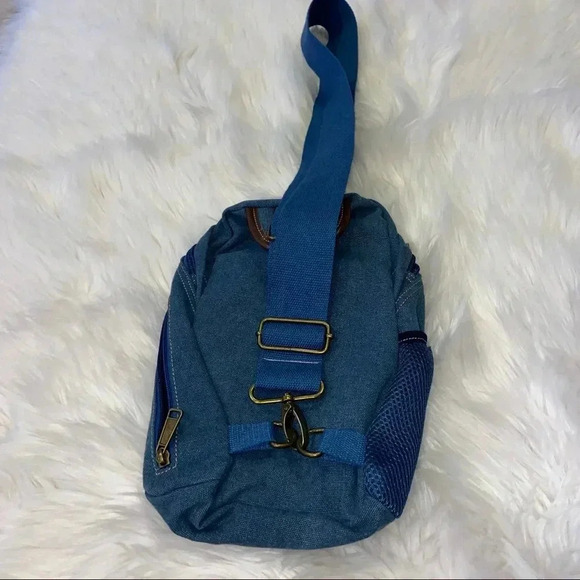 Blue Jean small back pack - Picture 2 of 7